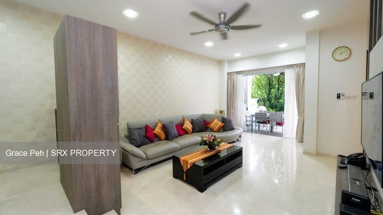 Lowland Terrace (D19), Terrace #197756132